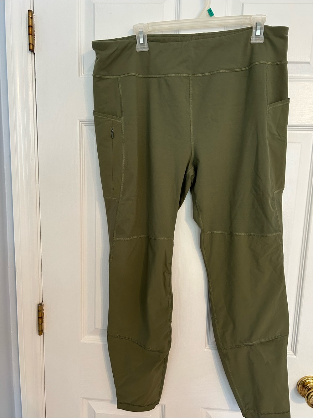 Duluth Trading Co Olive Green Performance Leggings with Side Pockets